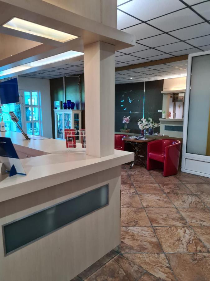 Hotel Montenegro Bruntál المظهر الخارجي الصورة
